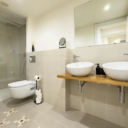 Boutique & Bcn Apartament