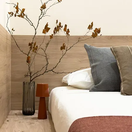 Boutique & Bcn Apartament *