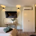 Boutique Design Apartments&studios Appartement *